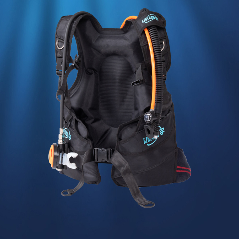 เสื้อชูชีพ BCD สำหรับดำน้ำตื้น - Aquatic Diving บทวิจารณ์และราคา